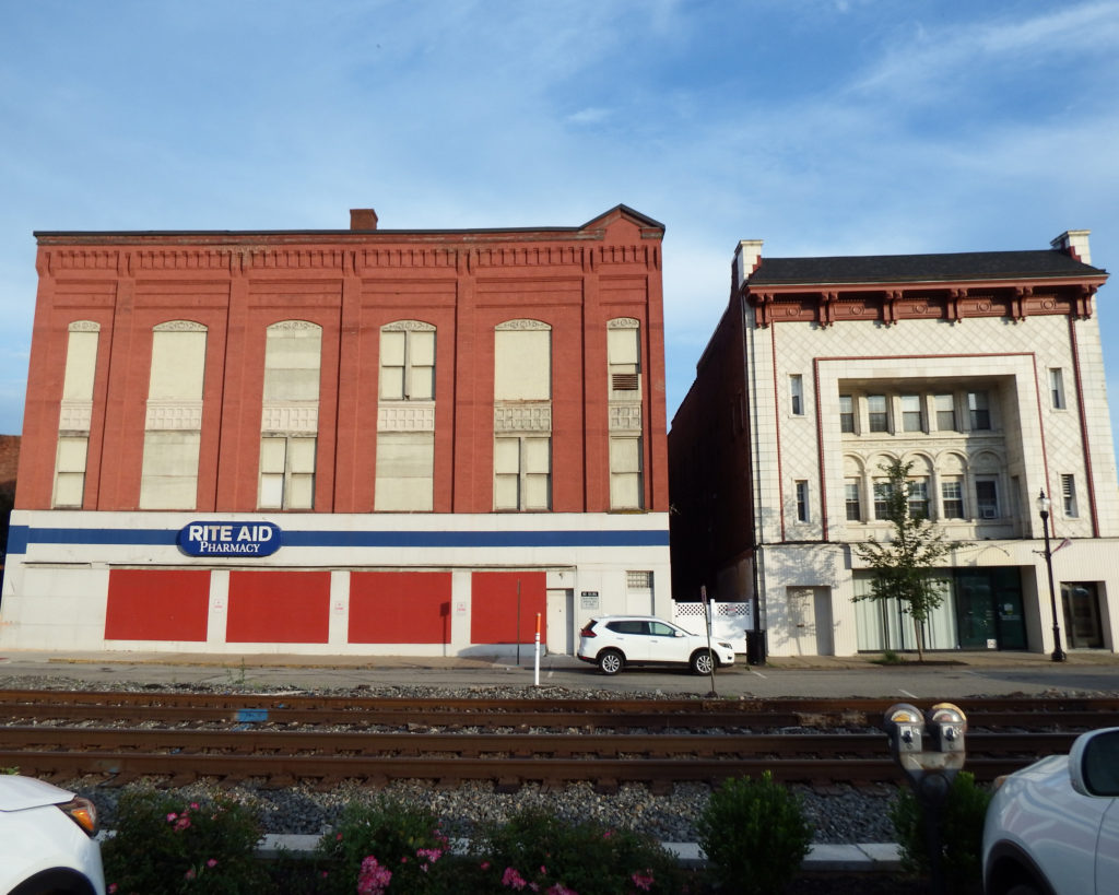 Tarentum, PA July 2017 Simply ArtRageous!